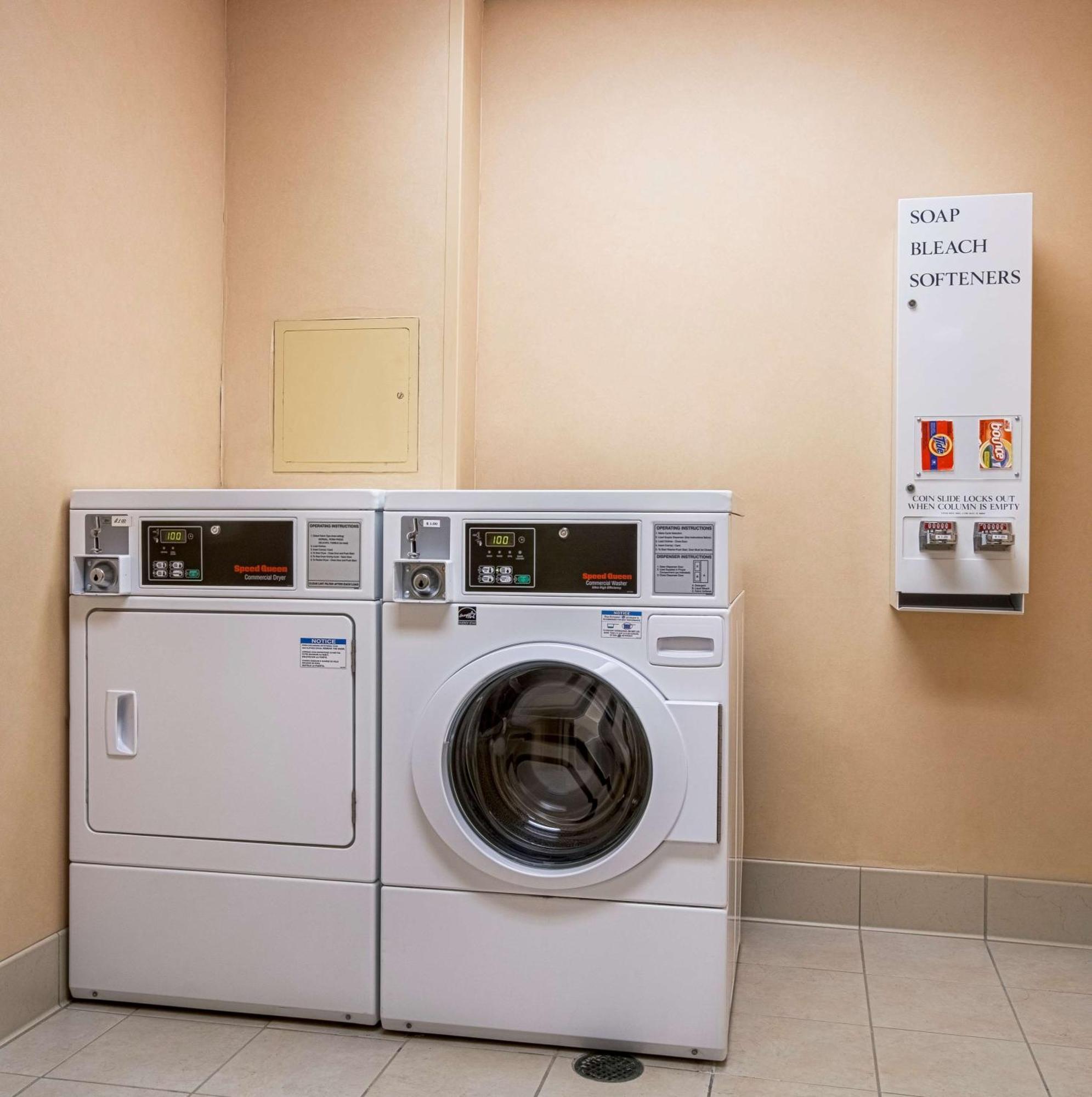 Hampton Inn & Suites Sacramento-Elk Grove Laguna I-5 Esterno foto
